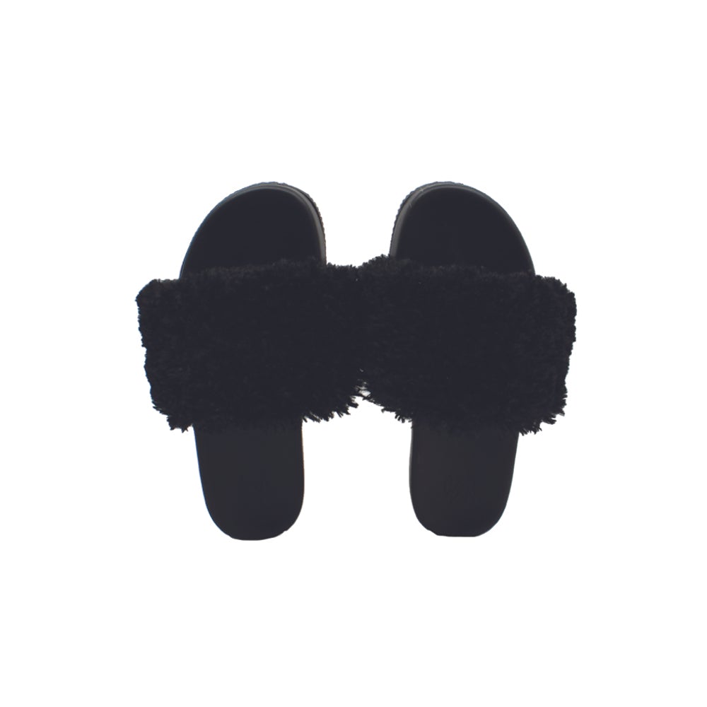 Malvados slippers online