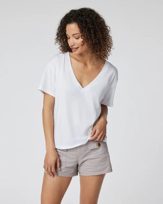 VUORI TEE SUTTON V-NECK